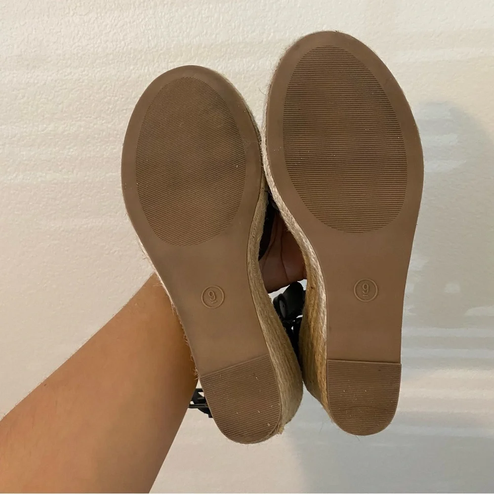 Universal Thread effortless espadrille